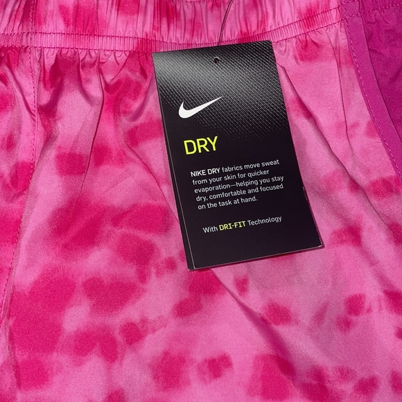 NIKE DRI-FIT SHORTS - Picture 7 of 8